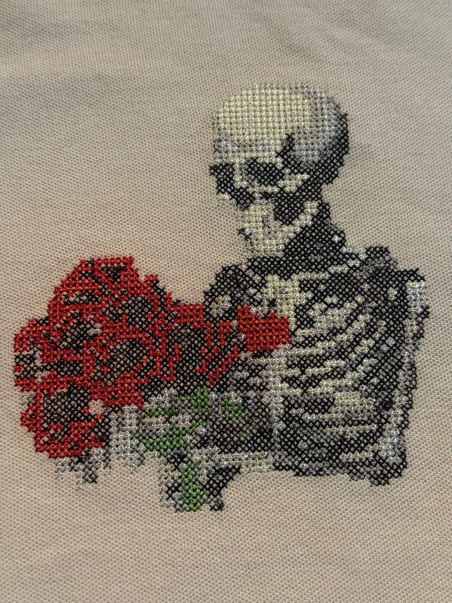 ML Skull heart mock neck T-shirt