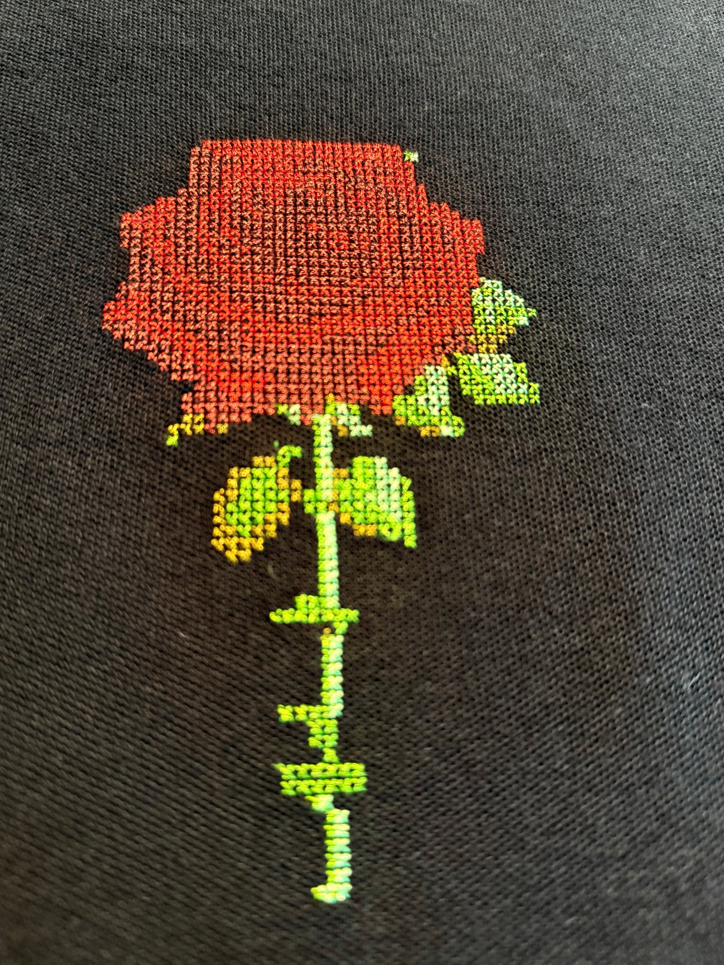 Étnod Rose T-shirt